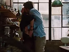 Leon Tháng Tư aprill shows off phim set moi khong che chân trần